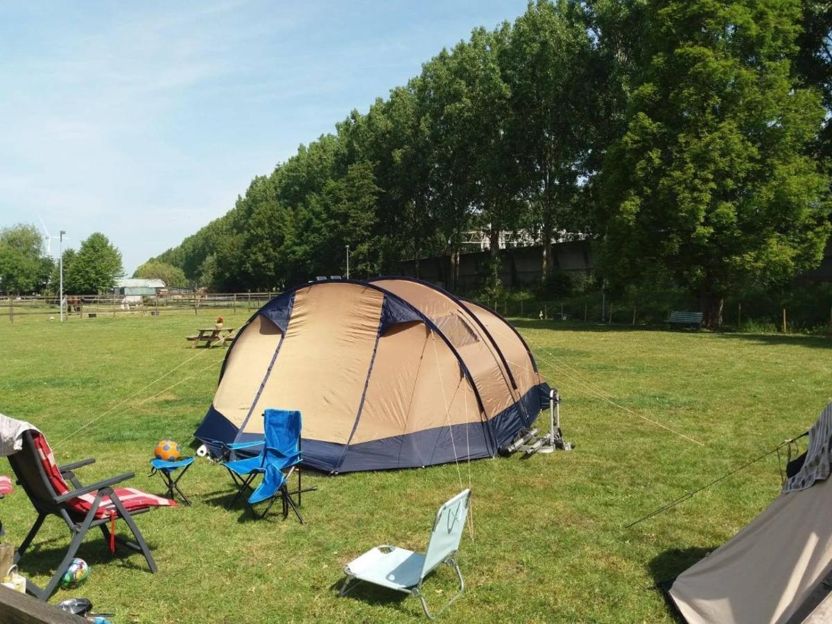 Bed And Breakfast En Camping In Waardenburg A2 Dış mekan fotoğraf